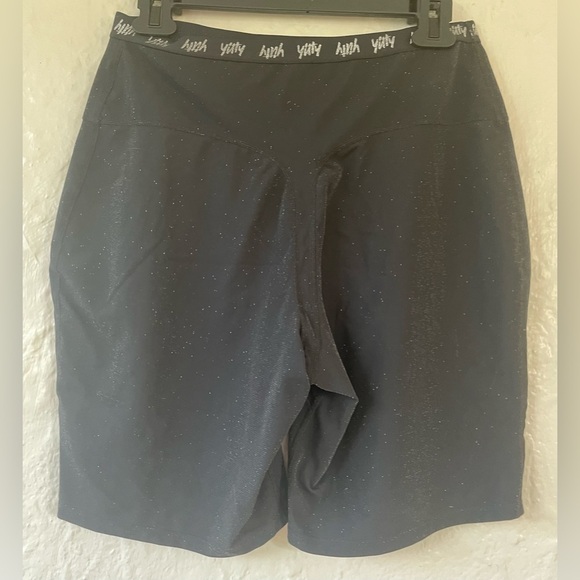 Yitty Spotlight Ruched Bike Short Leggings Large Shimmered Iconic Black; size 1X - Picture 4 of 6
